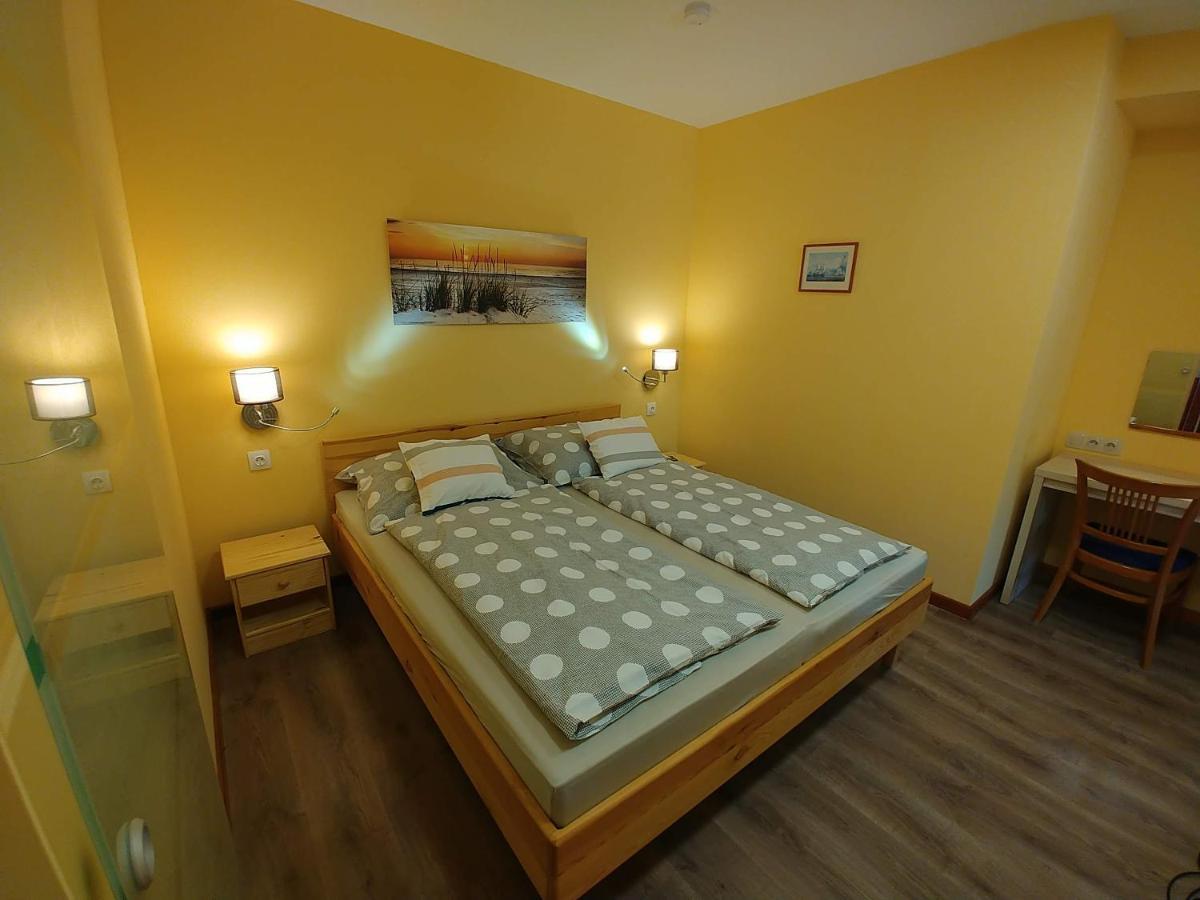 Ciklámen apartman Gyenesdiás Exterior foto